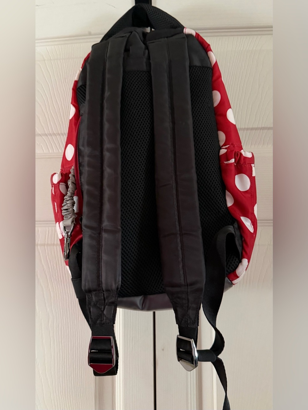 Lug Hopper Backpack in Crimson Dot Pattern with Black Accents - Picture 6 of 13